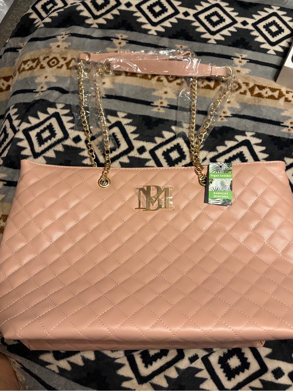 Badgley Mischka NWT Quilted Blush Tote with Gold Hardware and Chain Straps